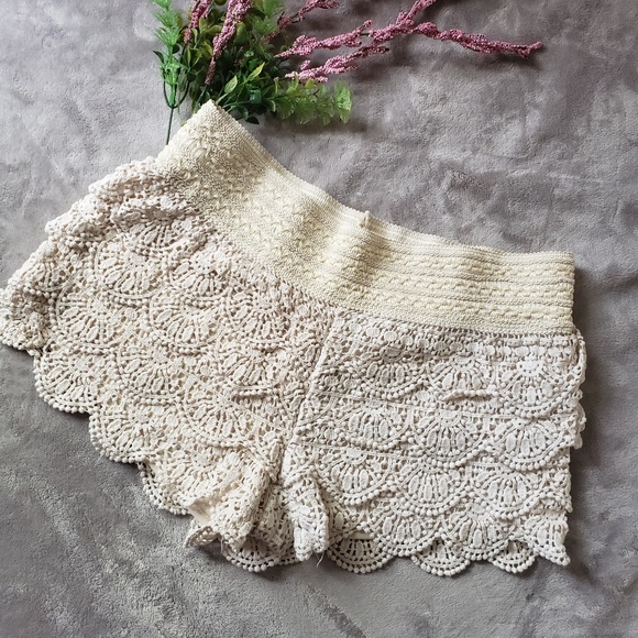 Rewind Pants - Rewind cream crocheted lace shorts. Size Medium